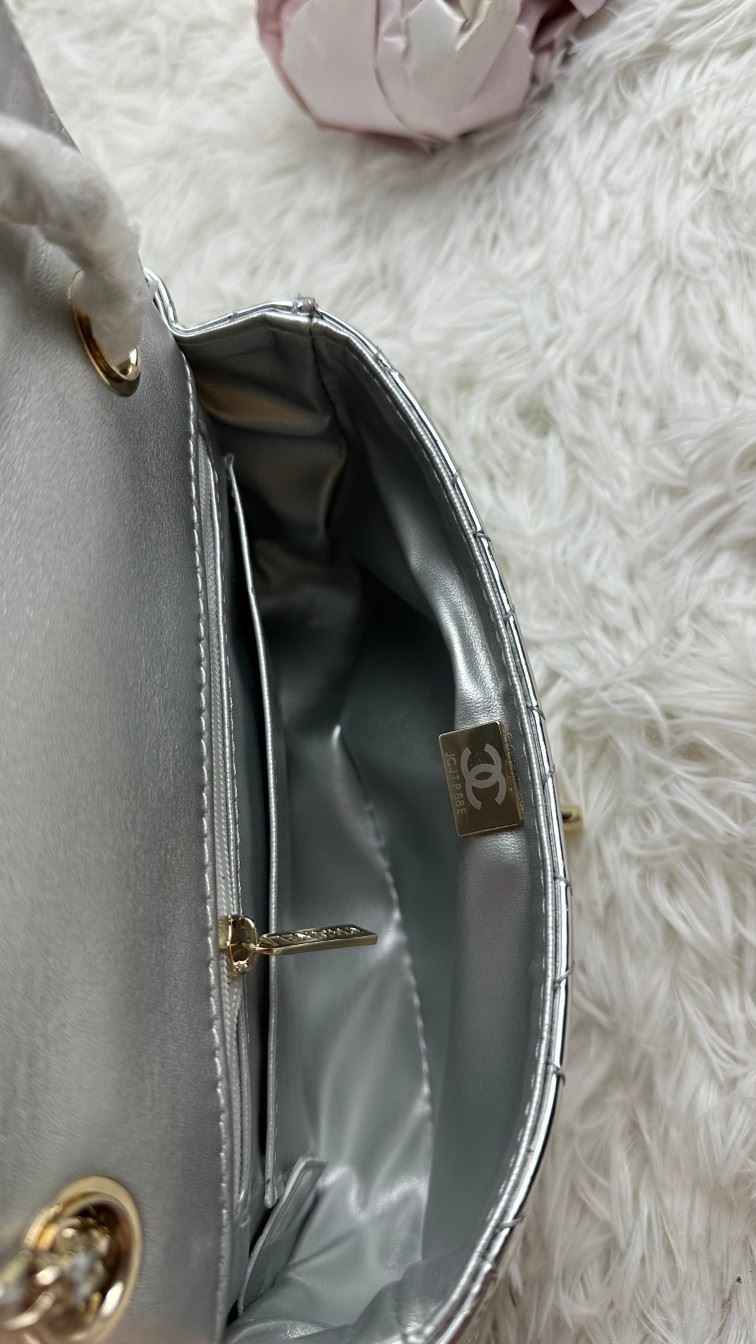Ch**el cf series bags